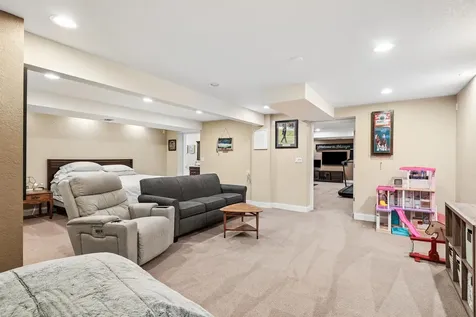 3609 Kingswood Place Waterloo IA 50701