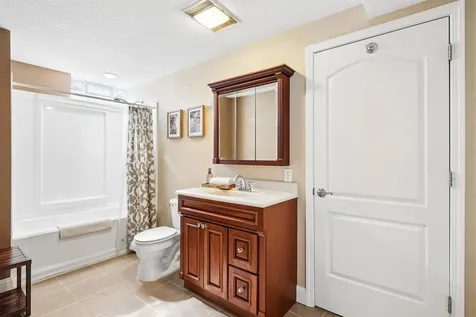3609 Kingswood Place Waterloo IA 50701