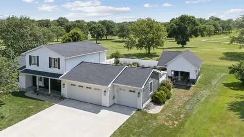 3609 Kingswood Place Waterloo IA 50701