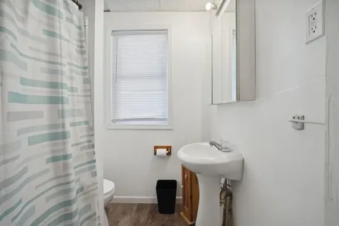 226 Campbell Avenue Waterloo IA 50701
