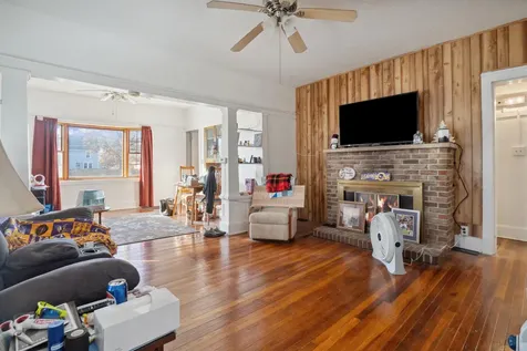 226 Campbell Avenue Waterloo IA 50701