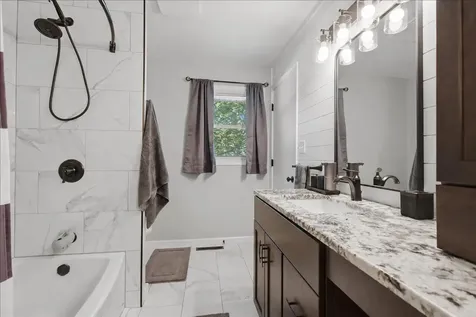 4024 Cardinal Court Cedar Falls IA 50613
