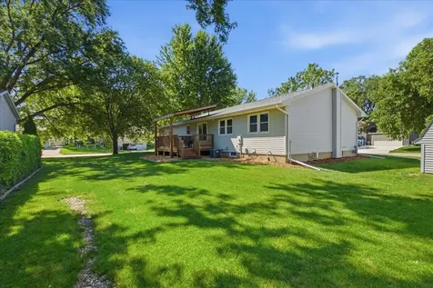 4024 Cardinal Court Cedar Falls IA 50613