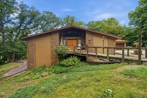 32008 234th Street Eldora IA 50627