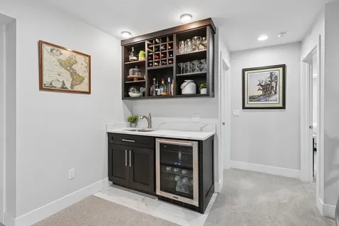 1822 Reese Road Cedar Falls IA 50613