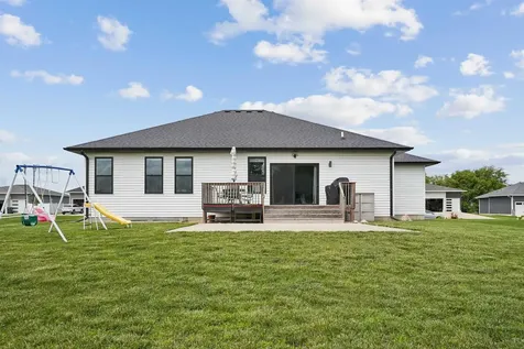 1822 Reese Road Cedar Falls IA 50613