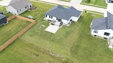1822 Reese Road Cedar Falls IA 50613
