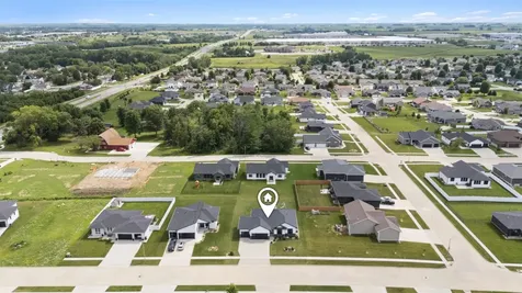 1822 Reese Road Cedar Falls IA 50613