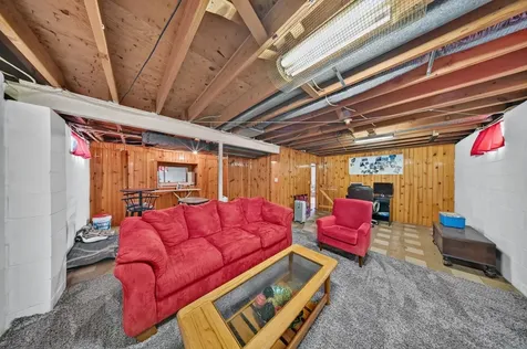 720 Dena Street Waterloo IA 50702