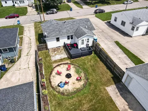 720 Dena Street Waterloo IA 50702