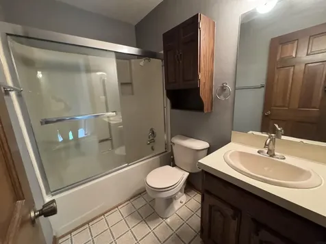 2329 Minnetonka Drive Cedar Falls IA 50613