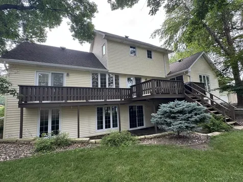 2329 Minnetonka Drive Cedar Falls IA 50613