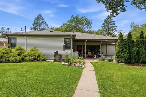 3306 Midway Drive Waterloo IA 50701