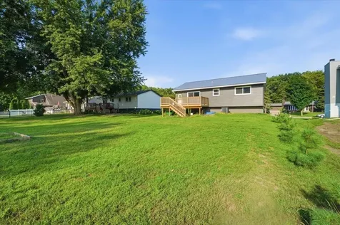 2721 Hiawatha Road Cedar Falls IA 50613