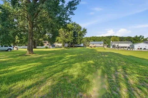 2721 Hiawatha Road Cedar Falls IA 50613
