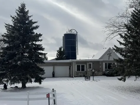 1812 Timber Avenue Charles City IA 50616