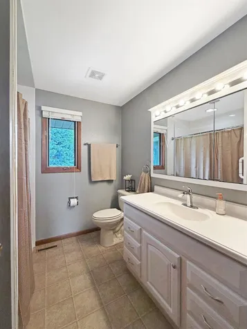 802 Crestview Drive Traer IA 50675