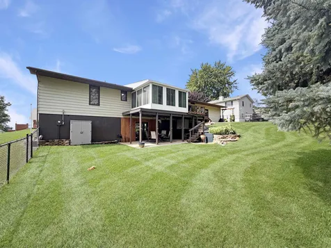 802 Crestview Drive Traer IA 50675