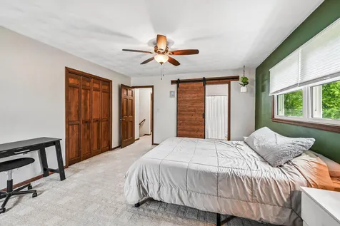 1211 Country Meadows Drive Waverly IA 50677