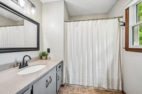 1211 Country Meadows Drive Waverly IA 50677