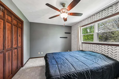 1211 Country Meadows Drive Waverly IA 50677