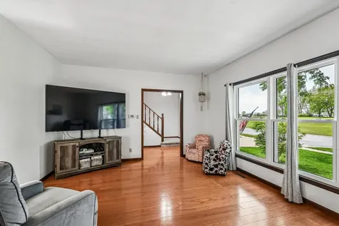 1211 Country Meadows Drive Waverly IA 50677