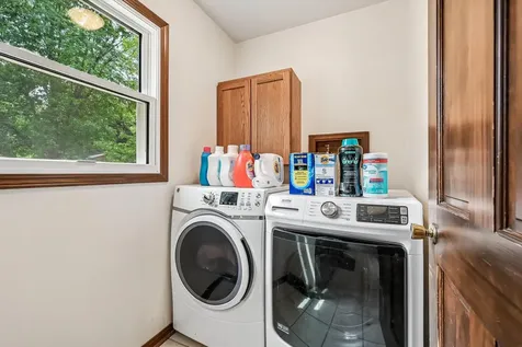 1211 Country Meadows Drive Waverly IA 50677