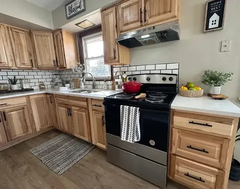 4039 Niles Street Waterloo IA 50703