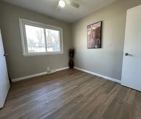 4039 Niles Street Waterloo IA 50703