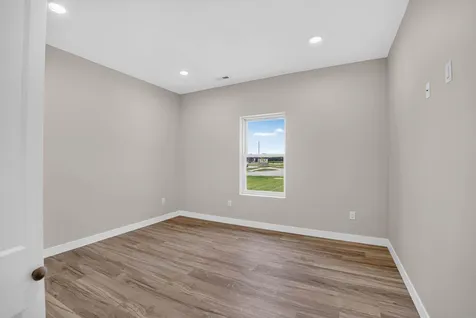4467 Charm Drive Waterloo IA 50701