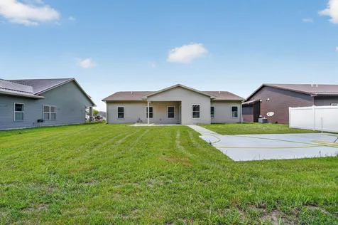4467 Charm Drive Waterloo IA 50701