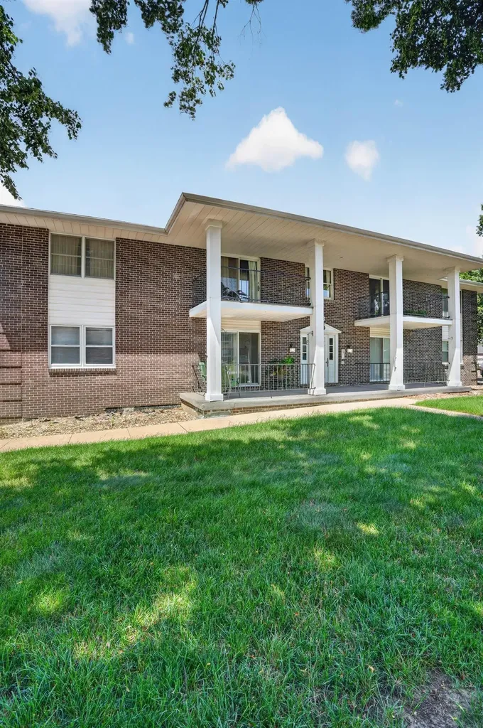 766 Russell Road Waterloo IA 50701