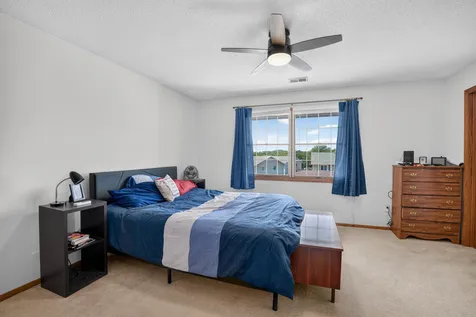 766 Russell Road Waterloo IA 50701