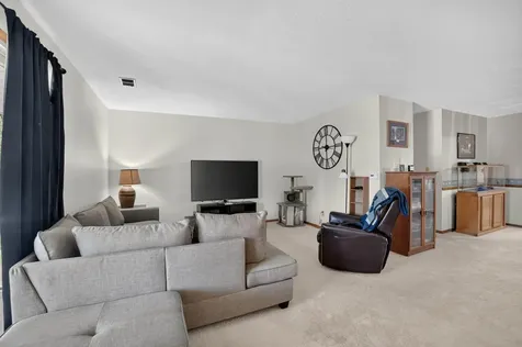 766 Russell Road Waterloo IA 50701