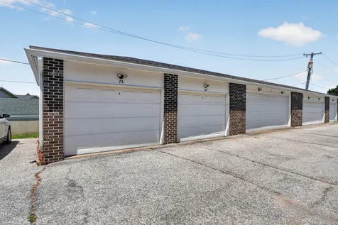 766 Russell Road Waterloo IA 50701