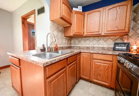 200 S Wayne Street Manchester IA 52057