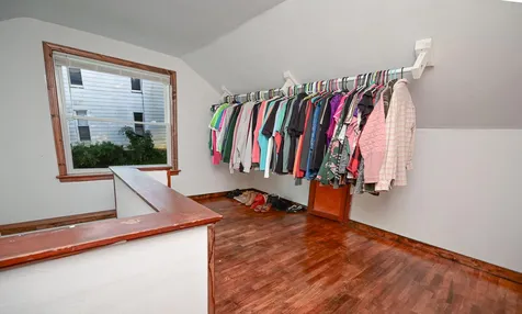 200 S Wayne Street Manchester IA 52057