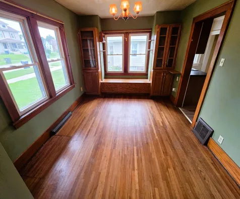 1527 Bertch Avenue Waterloo IA 50702