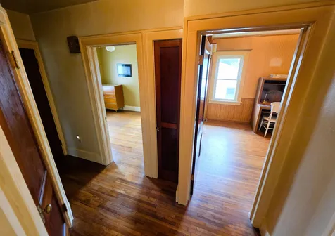 1527 Bertch Avenue Waterloo IA 50702