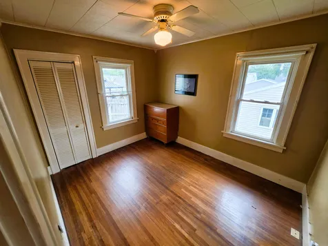 1527 Bertch Avenue Waterloo IA 50702