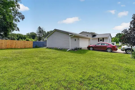 1303 Shultz Street Waterloo IA 50707