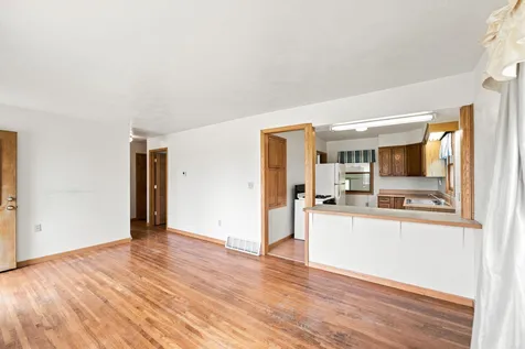 1958 Quiet Lane Marion IA 52302