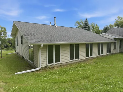 1958 Quiet Lane Marion IA 52302