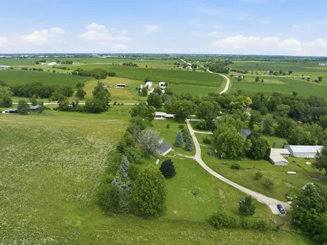 1958 Quiet Lane Marion IA 52302