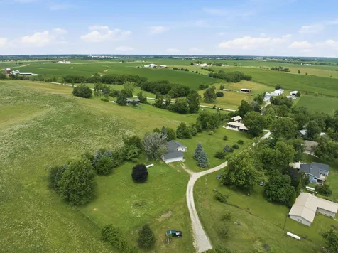 1958 Quiet Lane Marion IA 52302