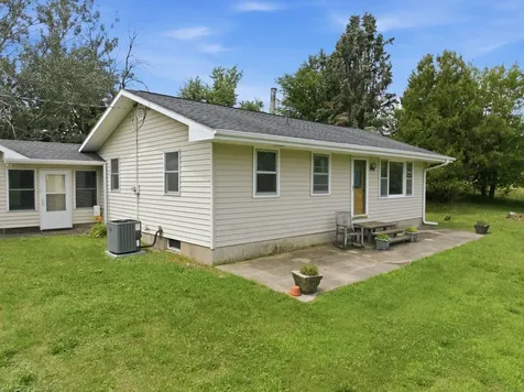 1958 Quiet Lane Marion IA 52302