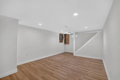 3541 Hammond Avenue Waterloo IA 50702