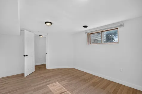 3541 Hammond Avenue Waterloo IA 50702