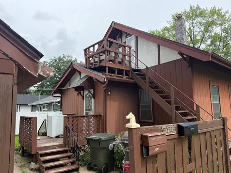 2232 W 3rd Street Waterloo IA 50702
