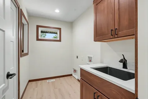 1215 8th Street Jesup IA 50648